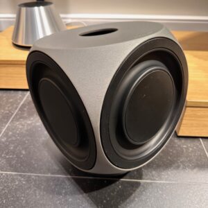 Beolab 2 Subwoofer - 850 watt ICEpower