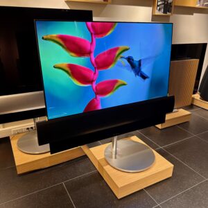Beovision Eclipse 55 2nd Gen met NIEUW LG 55" GX Oled 4K UHD met motor floor stand OF muurbeugel