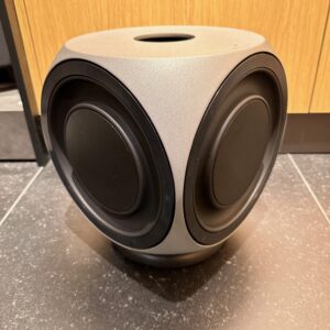 Beolab 2 Subwoofer - 850 watt ICEpower